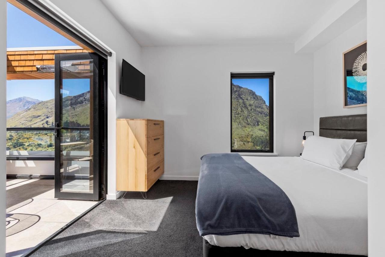 Mountain Views Penthouse - Apartment 22 クイーンズタウン エクステリア 写真